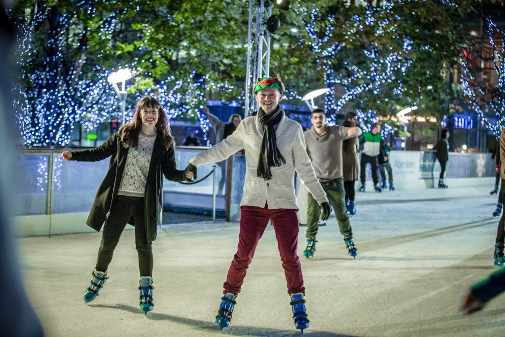 Top 3 Outdoor Ice Skating Venues London